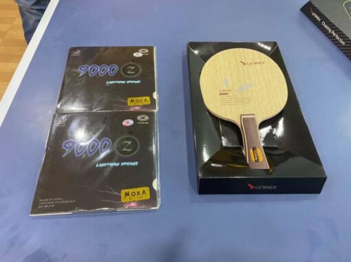 Combo cốt vợt Unrex Liberty kết hợp với 2 mặt vợt Yinhe 9000Z