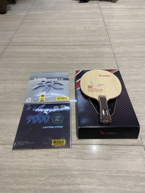 Combo vợt Unrex Liberty kết hợp với mặt vợt Andro Plasma 470 và mặt vợt Yinhe 9000Z