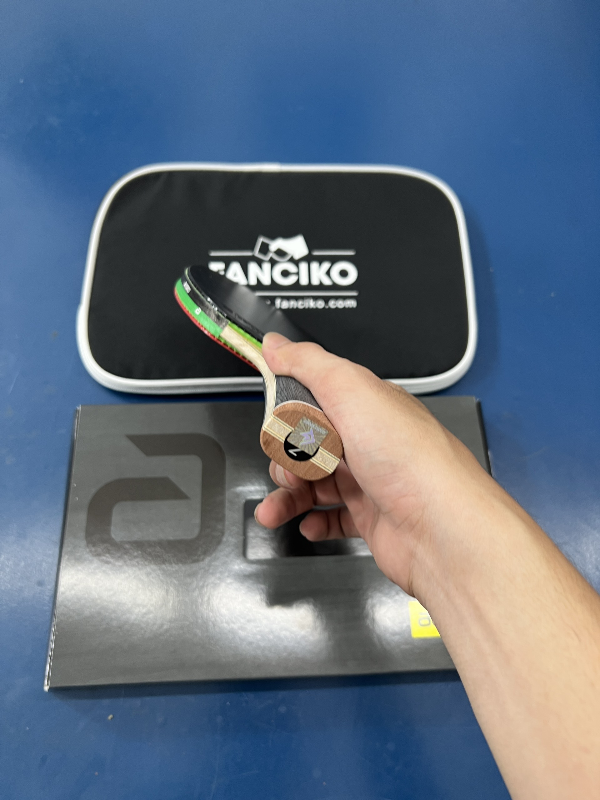 Combo cốt vợt Andro Treiber Z kết hợp Andro Hexer Grip và Andro Hexer Grip SFX